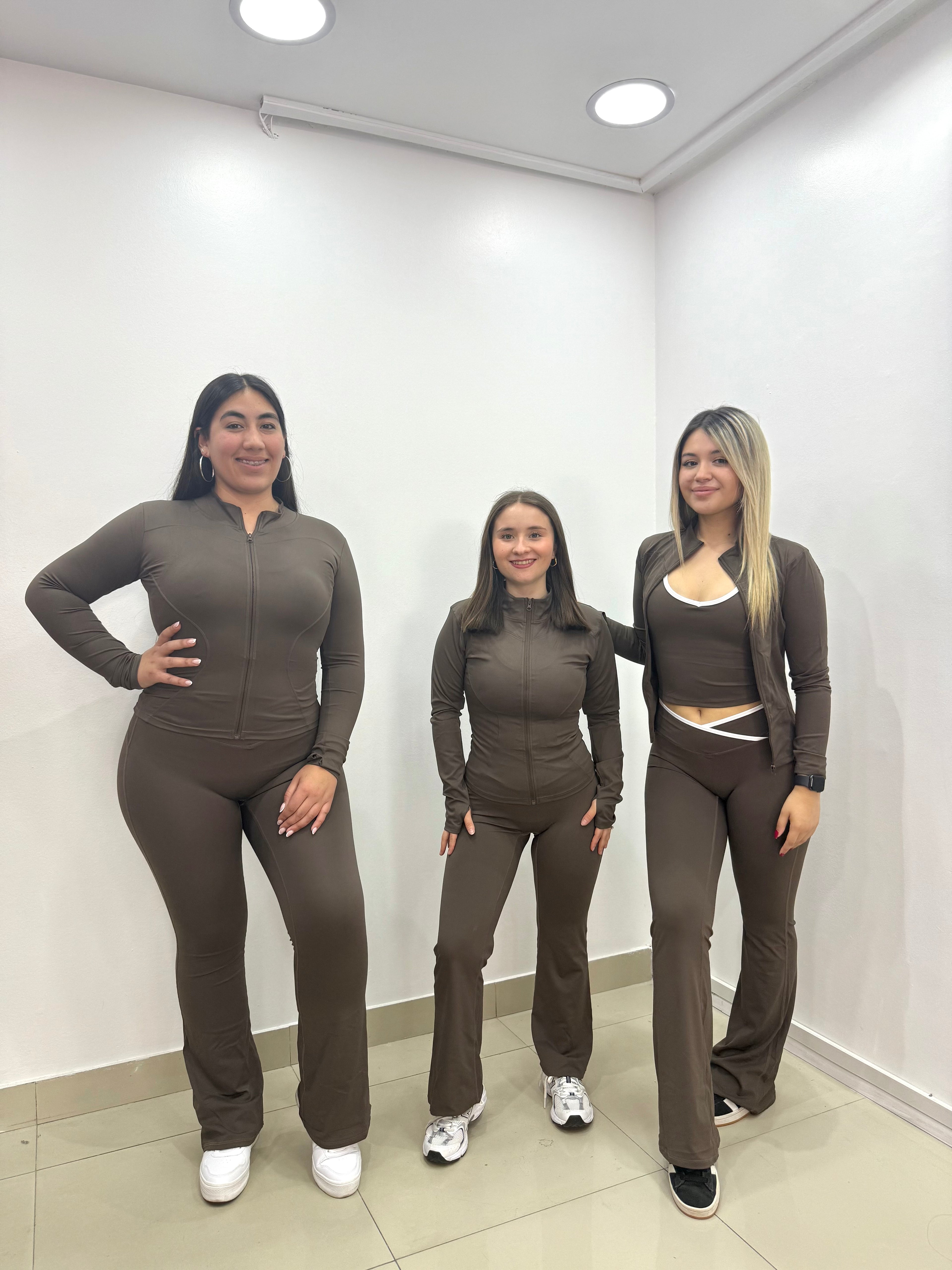 CONJUNTO DEPORTIVO CAFÉ